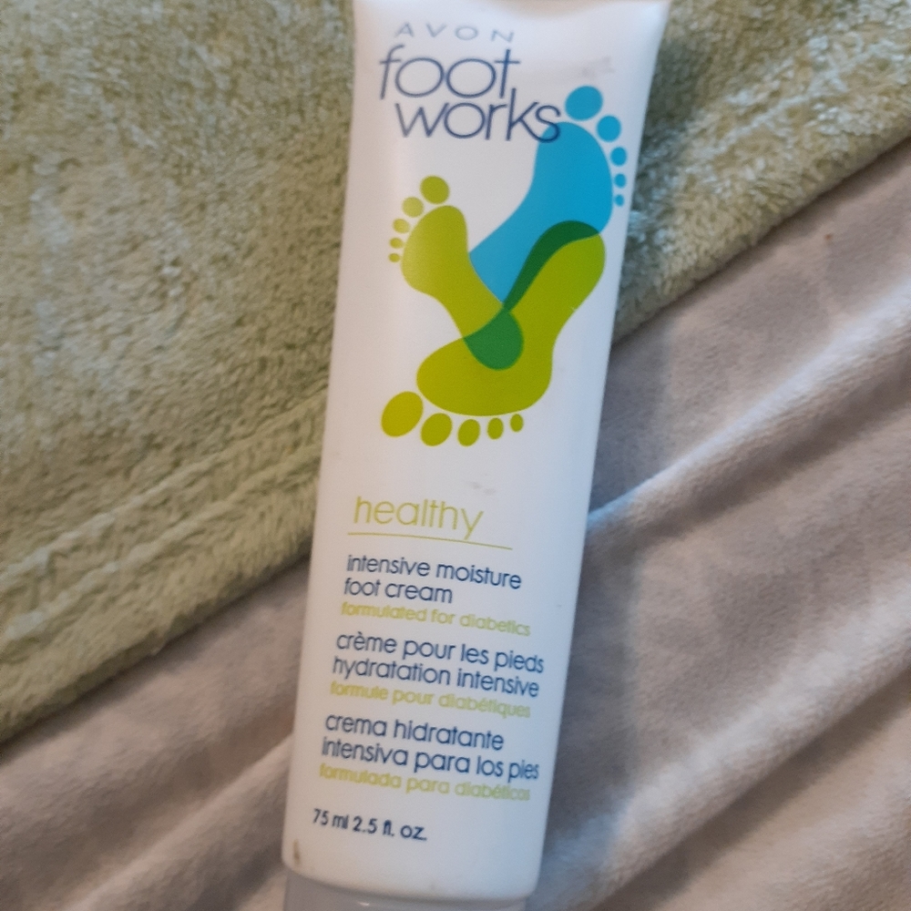 Avon Foot Work Intensive Moisture Foot Cream